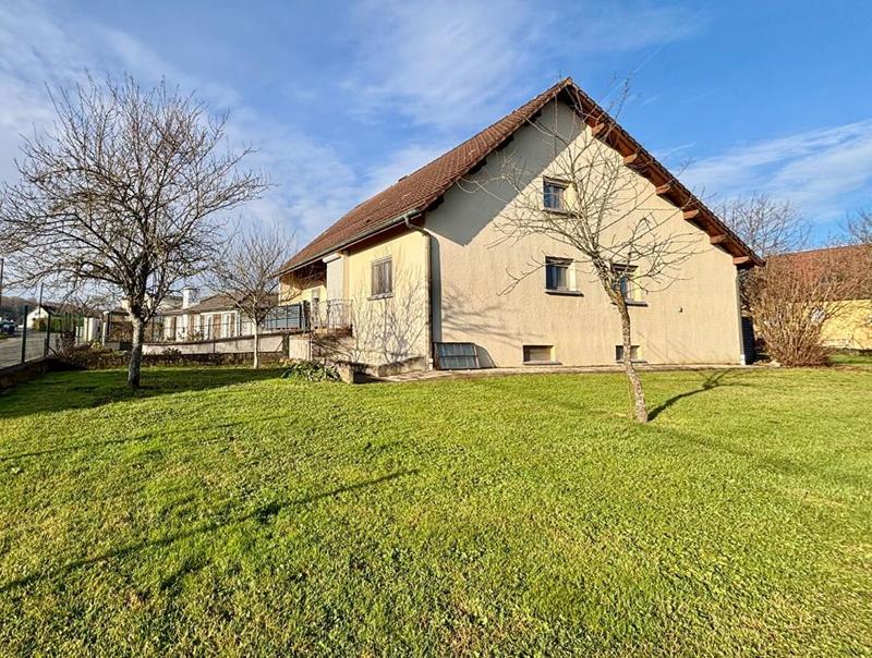 Maison - 93 m² - 4 pièces