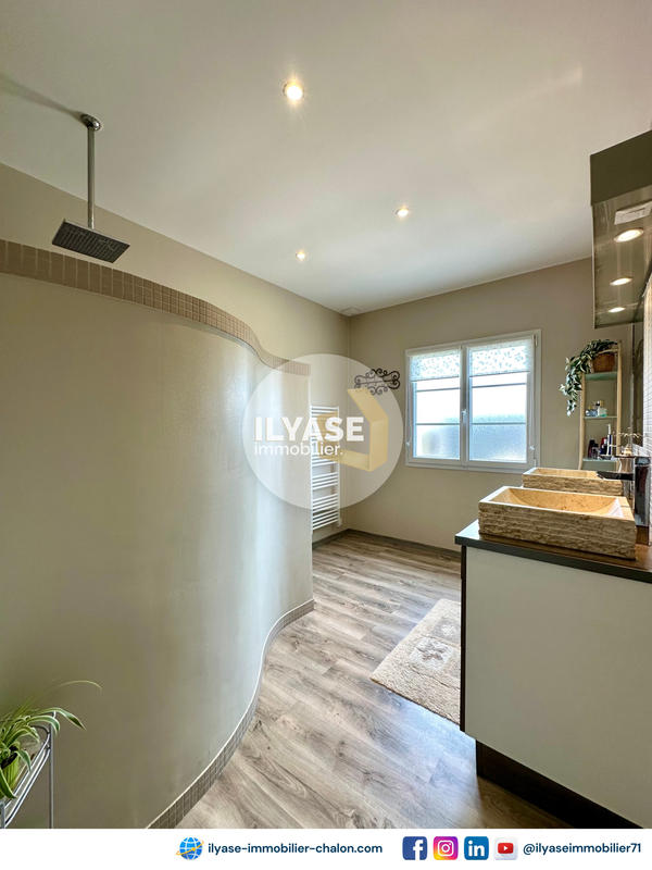 Maison - 124 m² - 5 pièces