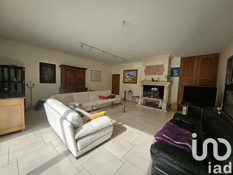 Maison - 360 m² - 10 pièces