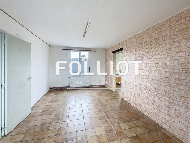 Maison - 221 m² - 6 pièces