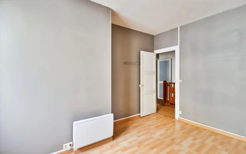 Appartement - 145 m² - 7 pièces