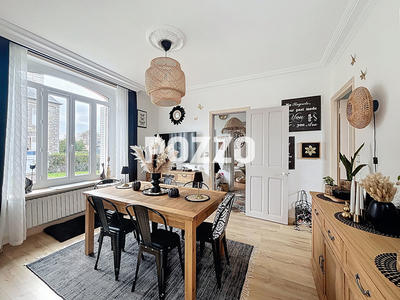 Maison - 196 m² - 7 pièces