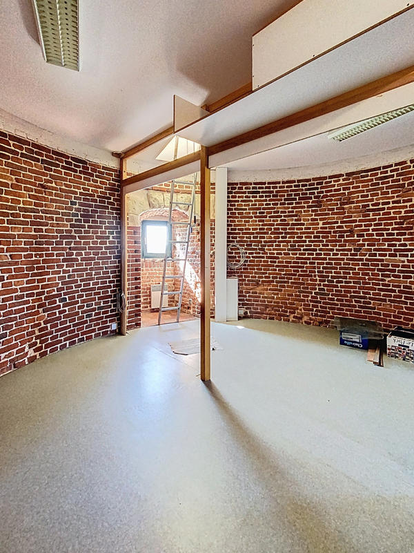 Maison - 177 m² - 7 pièces