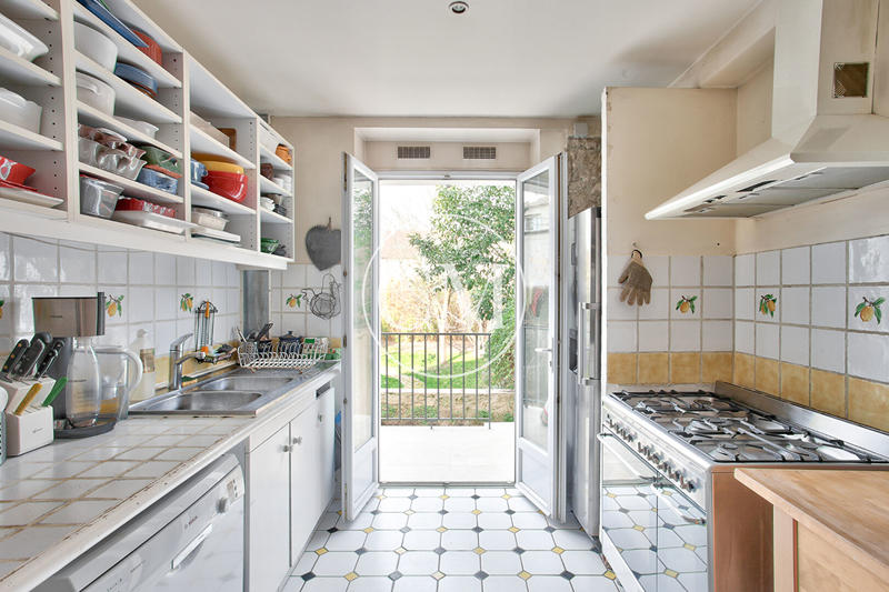 Maison - 169 m² - 7 pièces