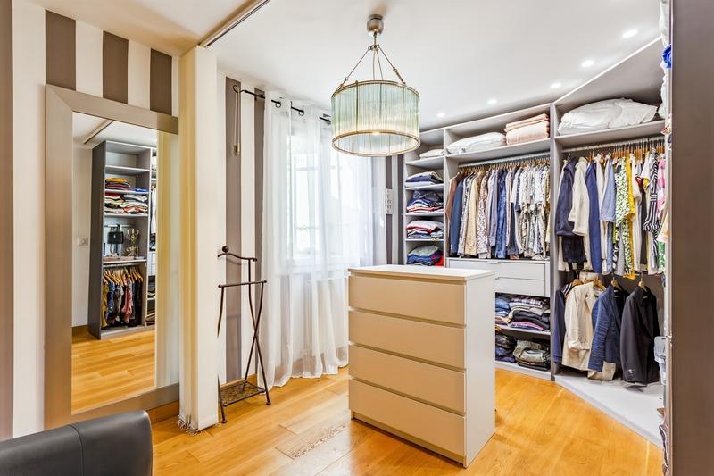 Maison - 207 m² - 8 pièces