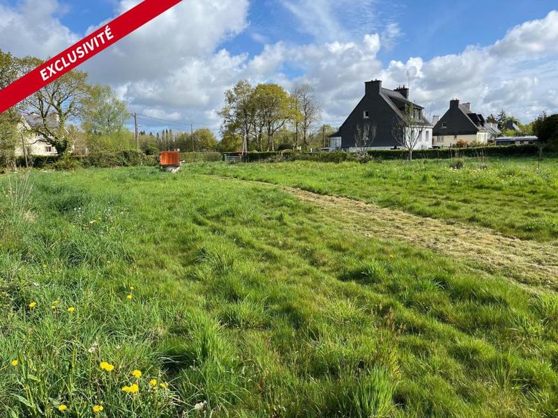 Terrain constructible - 1 000 m²