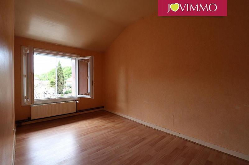 Maison - 156 m² - 8 pièces