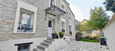 Maison ancienne - 110 m² - 5 pièces