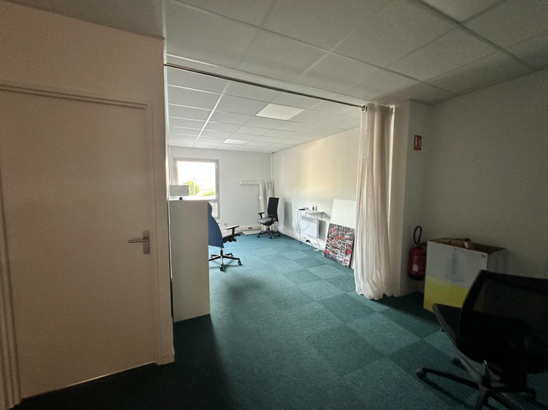 Bureau - 177 m²