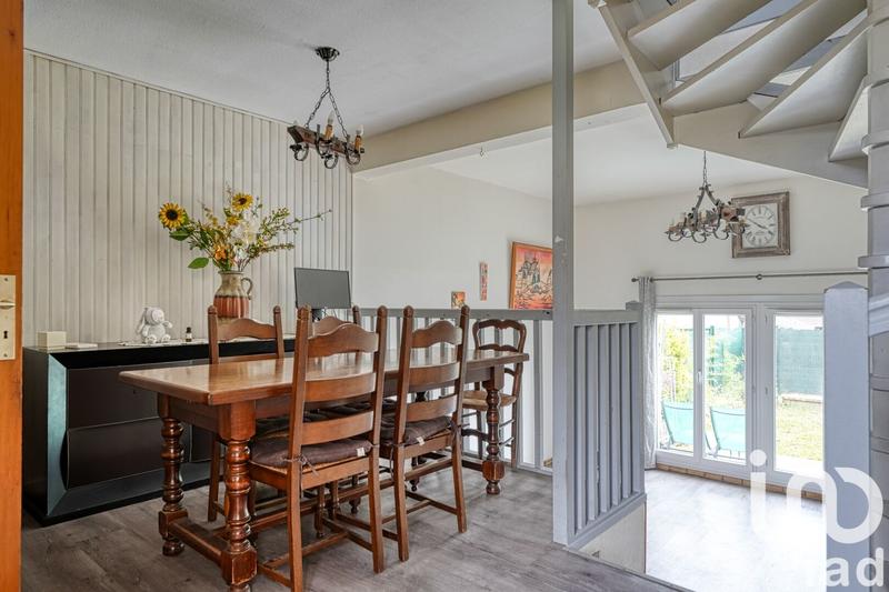 Maison - 93 m² - 5 pièces