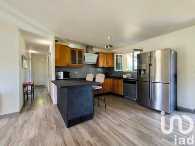 Maison - 104 m² - 5 pièces