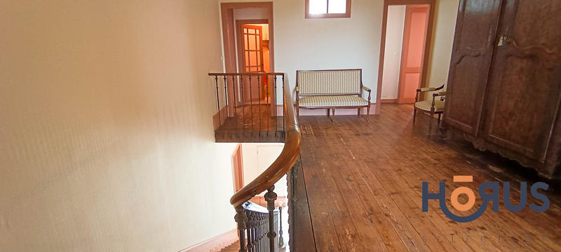 Viager - Maison - 395 m² - 8 pièces