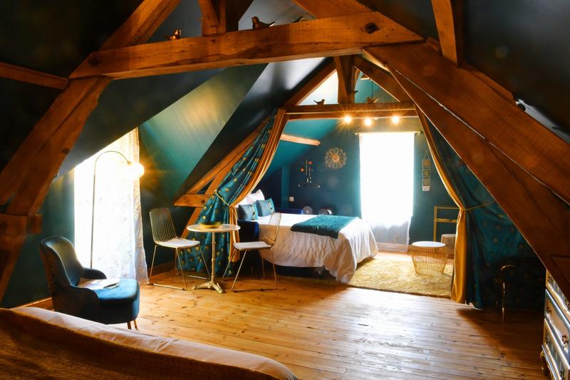 Maison ancienne - 432 m² - 15 pièces