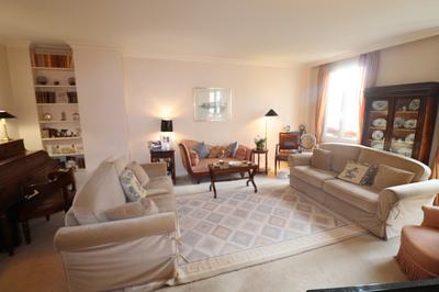 Appartement - 138 m² - 5 pièces