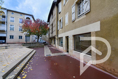 Local commercial - 81 m² - 2 pièces