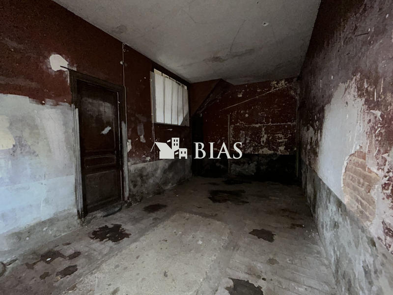 Parking / Garage - 23 m²