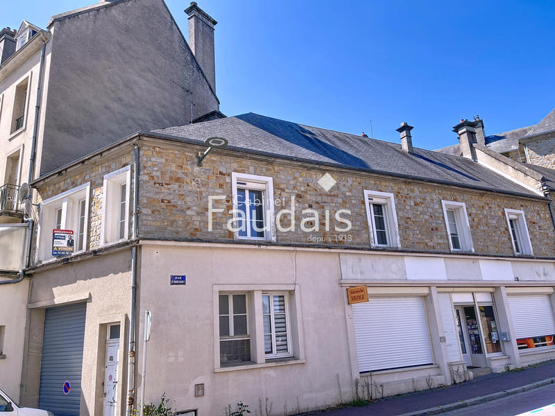 Appartement - 115 m² - 5 pièces