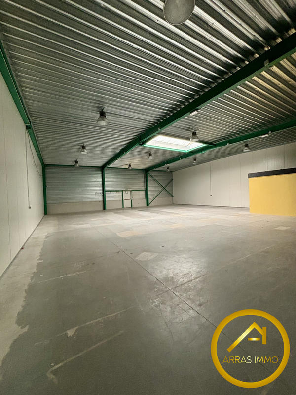 Local commercial - 300 m²