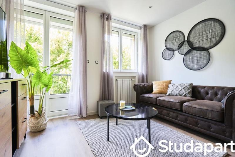 Chambre - 10 m² - 1 pièce