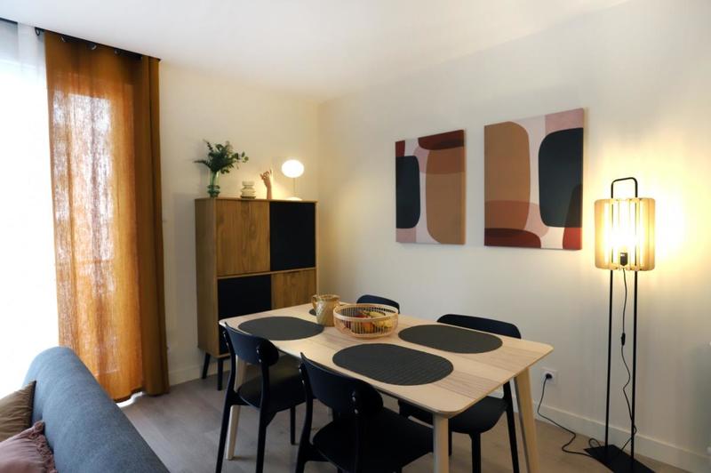 Appartement - 87 m² - 5 pièces