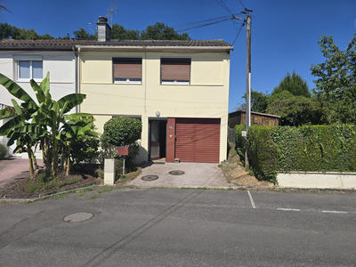 Maison - 93 m² - 5 pièces