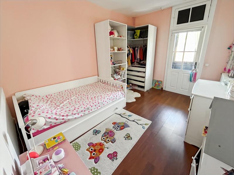 Maison de ville - 203 m² - 7 pièces