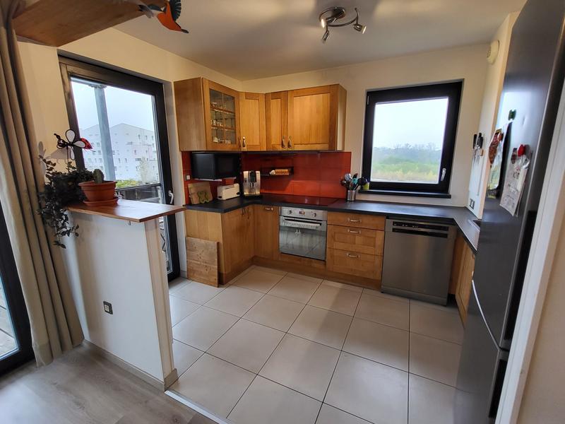 Appartement - 80 m² - 4 pièces