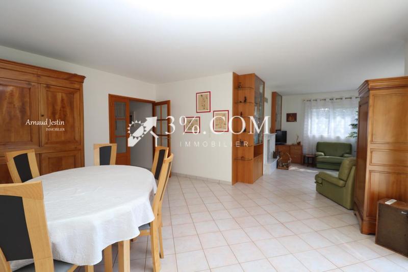 Maison - 176 m² - 9 pièces