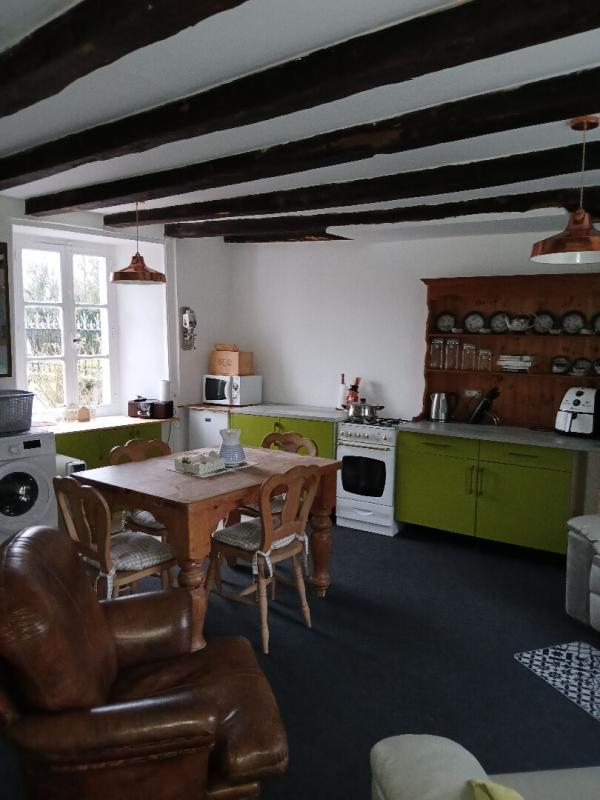 Maison - 213 m² - 8 pièces