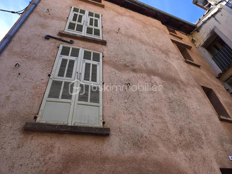 Maison de village - 289 m² - 7 pièces