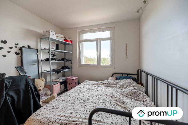 Appartement - 80 m² - 4 pièces