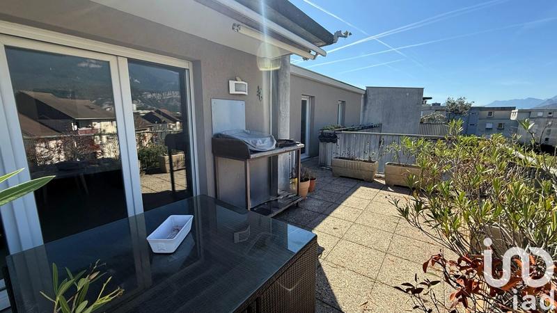 Appartement - 102 m² - 4 pièces