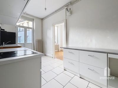 Appartement - 84 m² - 4 pièces