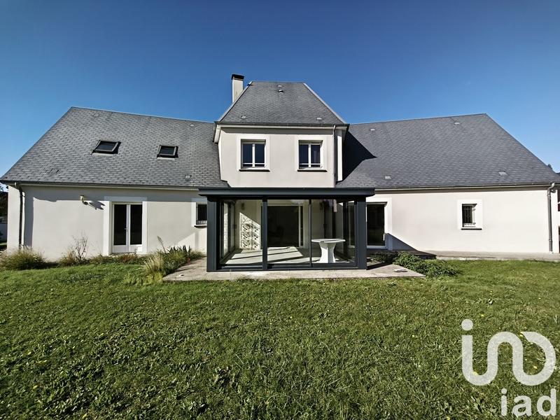 Maison - 223 m² - 6 pièces