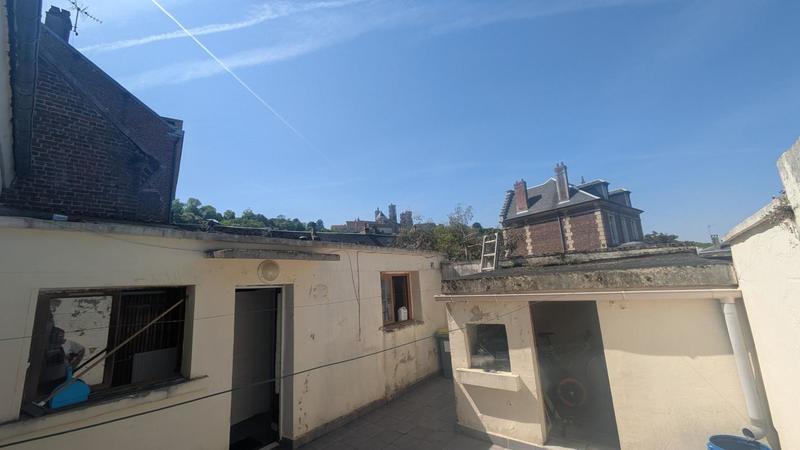 Maison - 93 m² - 5 pièces