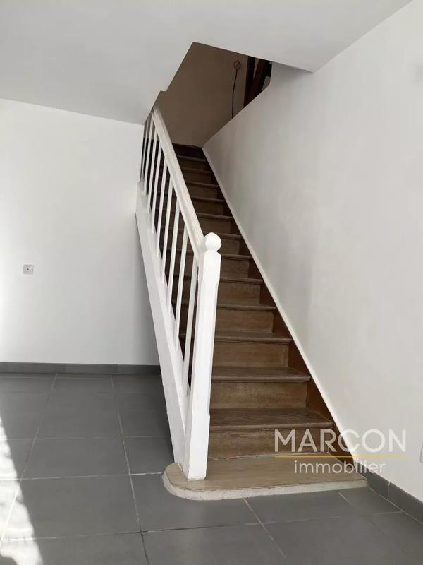 Maison - 157 m² - 3 pièces