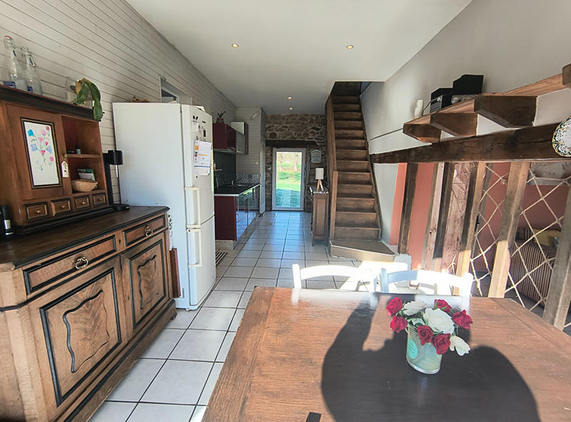 Maison - 203 m² - 8 pièces