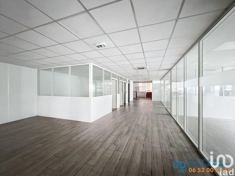 Local commercial - 2 935 m²