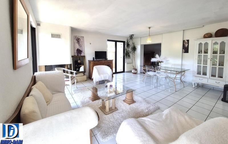 Villa - 180 m² - 7 pièces