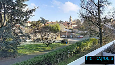 Appartement - 83 m² - 3 pièces