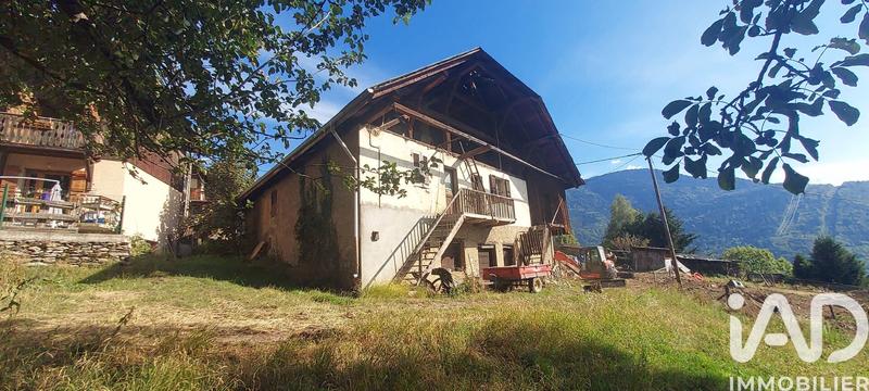 Maison - 200 m² - 4 pièces