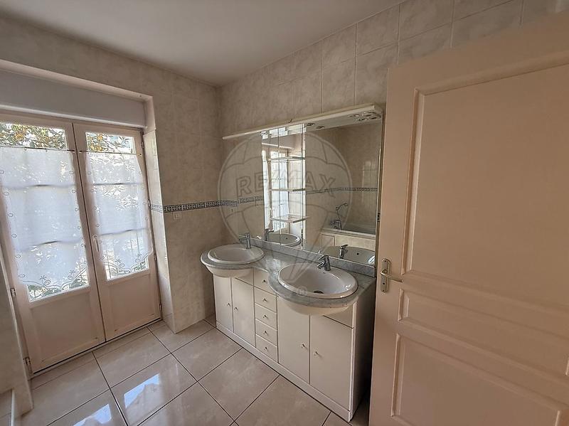 Appartement - 126 m² - 5 pièces