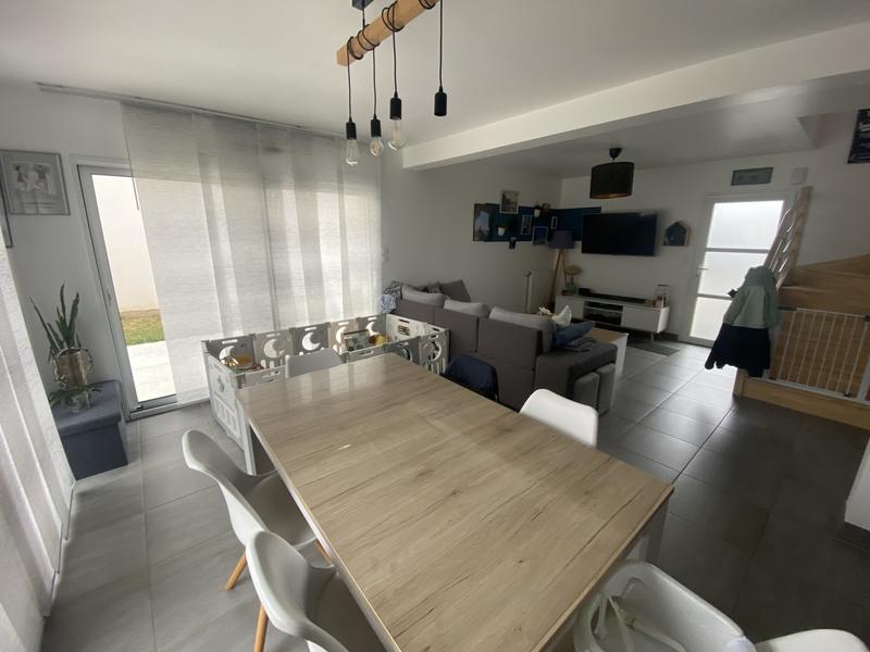 Maison - 89 m² - 5 pièces