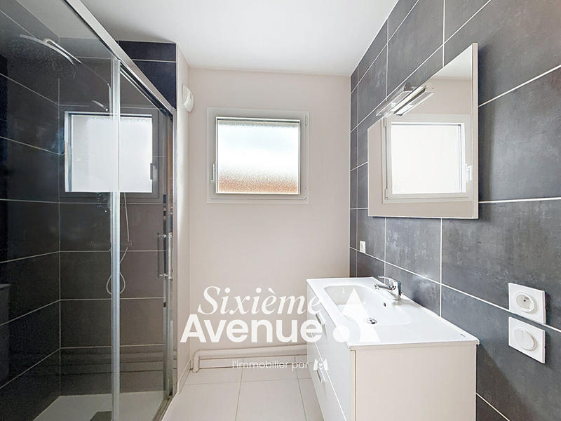 Appartement - 49 m² - 2 pièces