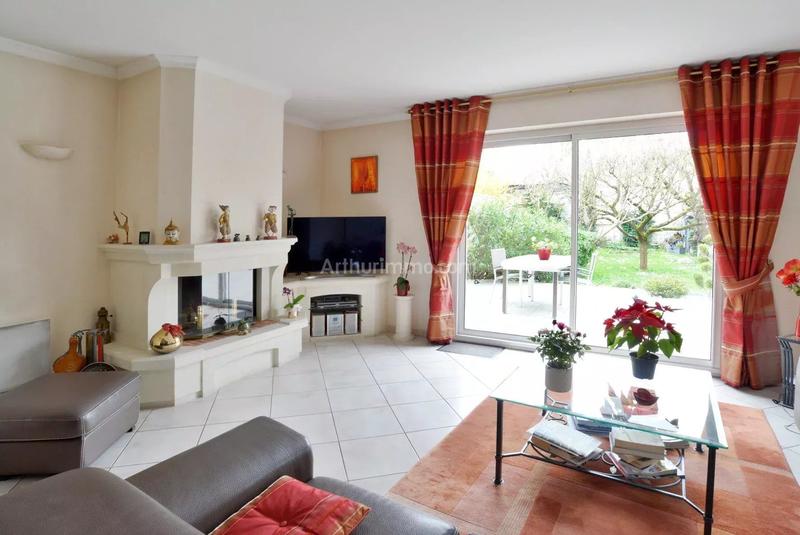 Maison - 150 m² - 8 pièces