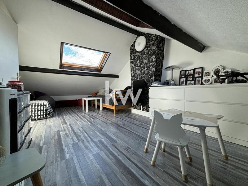 Maison - 147 m² - 7 pièces