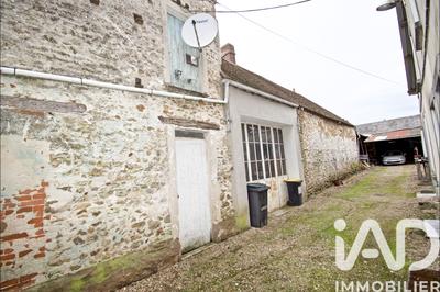 Maison - 104 m² - 4 pièces