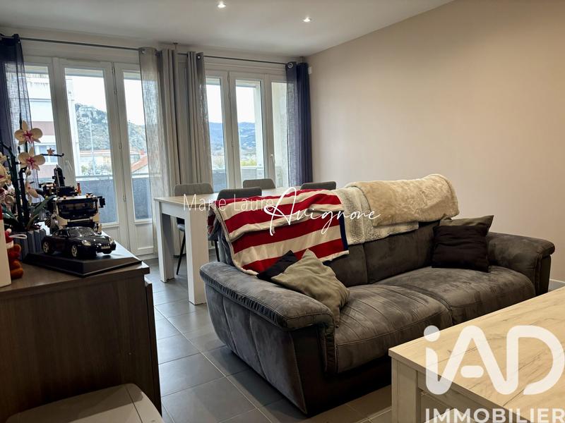 Appartement - 65 m² - 3 pièces