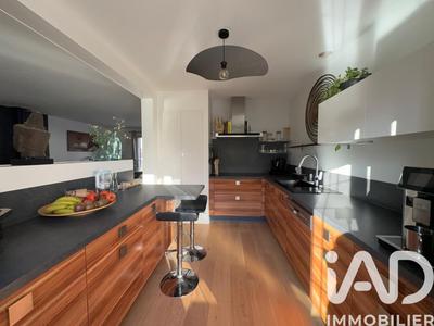 Maison - 108 m² - 6 pièces