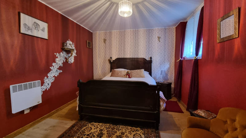 Maison - 286 m² - 15 pièces